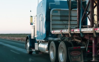 Omaha, NE – Truck Accident Causes Injuries on I-680 at Maple St