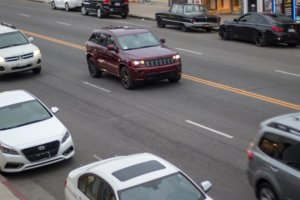 Omaha, NE – Two Injured in Car Crash on Leavenworth St